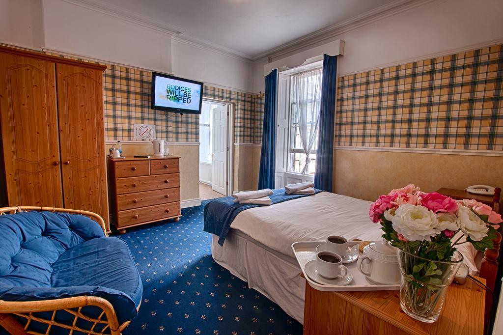 Harbour Heights B&B Portrush Habitación foto